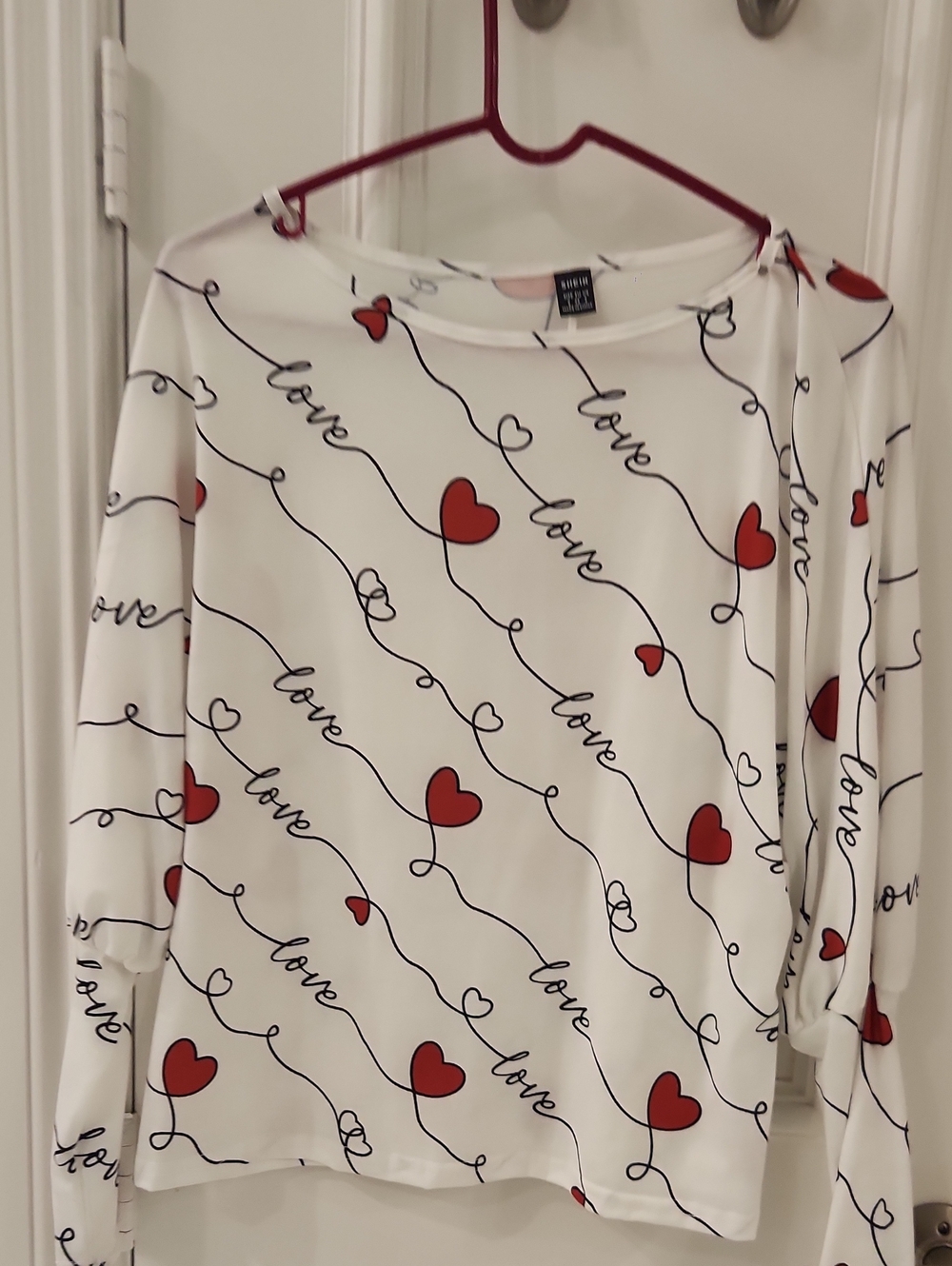 SHEIN White Long Sleeve Top with Red Heart & Black 'Love' Script